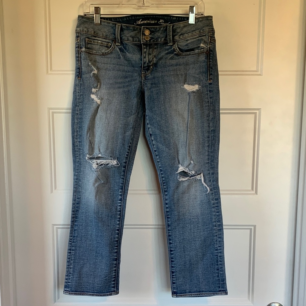 American Eagle Outfitters Women's Medium Blue Distressed Straight Leg Jeans sz-8